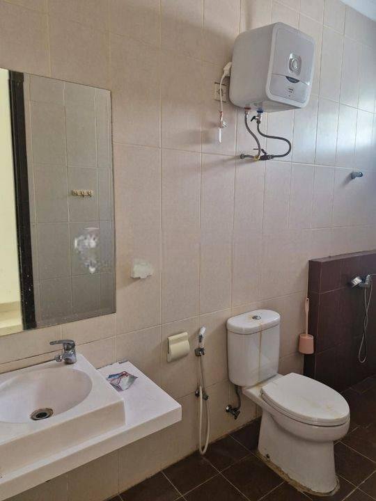 pintu tol dan sekolah