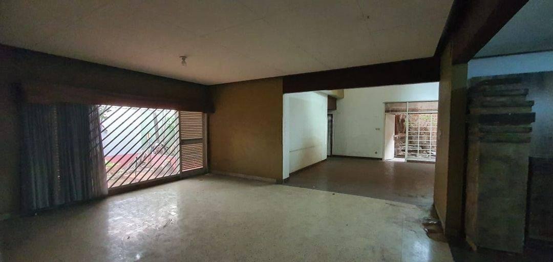 Cempaka putih tengah raya pinggir jalan untuk usaha