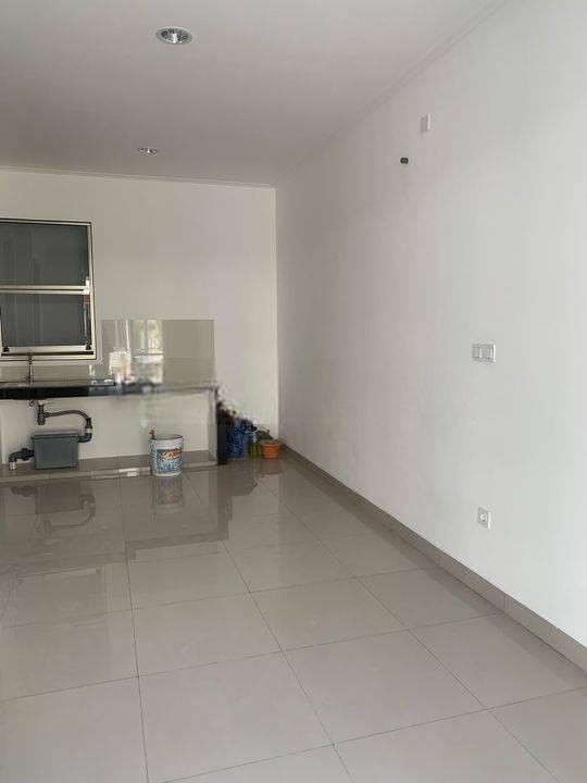 Rumah PIK 2 6x10 DISEWAKAN ada 3 AC Murah Nego