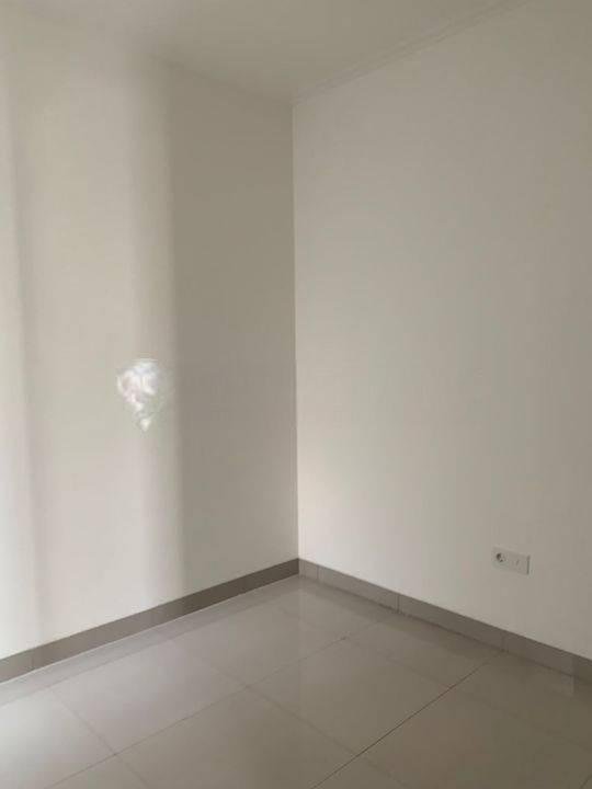 Rumah PIK 2 6x10 DISEWAKAN ada 3 AC Murah Nego