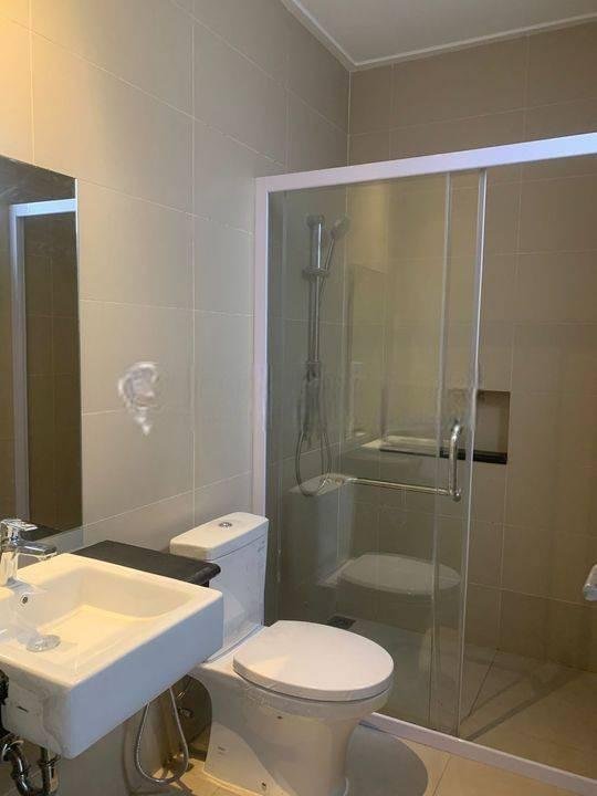 Rumah PIK 2 6x10 DISEWAKAN ada 3 AC Murah Nego