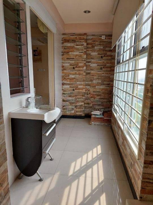 Dijual Apartemen 2BR 2 Unit Jadi 1 Dian Regency Sukolilo