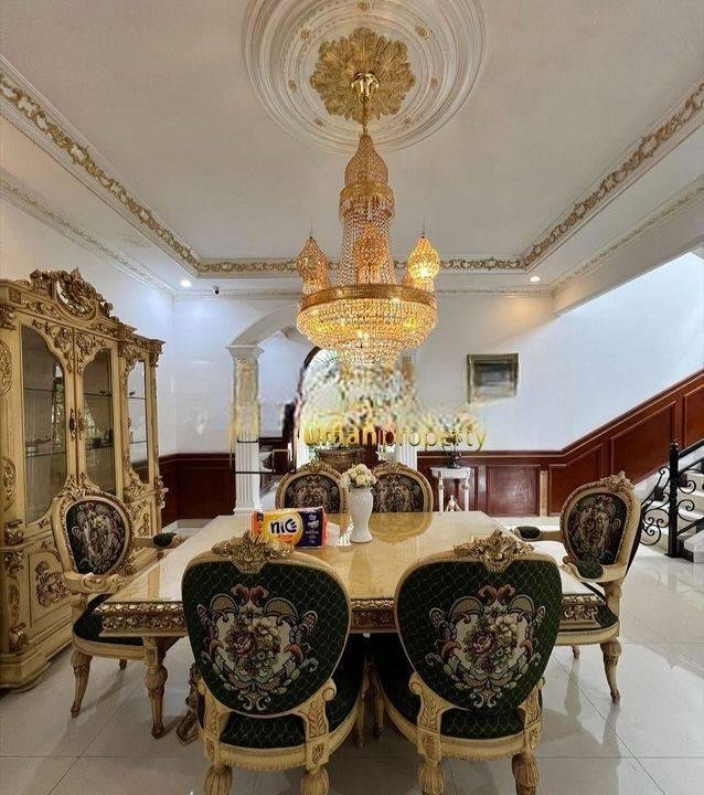 Rumah Mewah Jagakarsa Furnished Siap Pakai 3 lantai Termurah