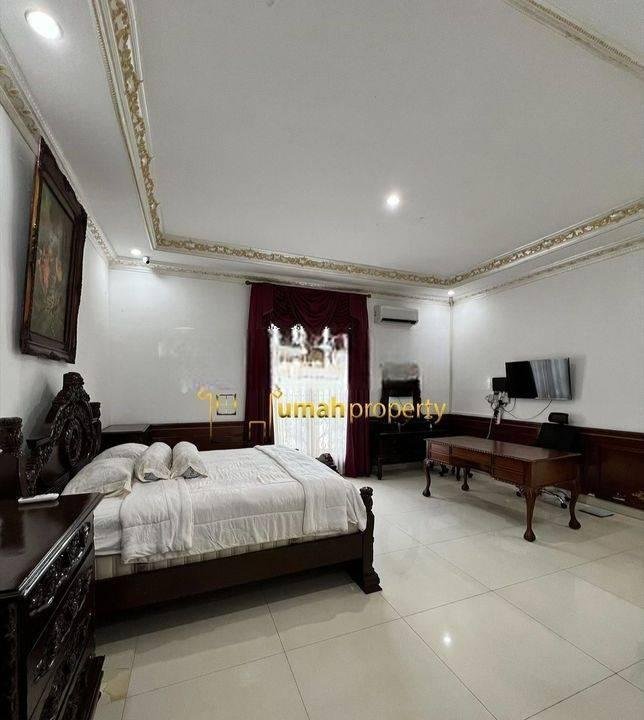 Rumah Mewah Jagakarsa Furnished Siap Pakai 3 lantai Termurah