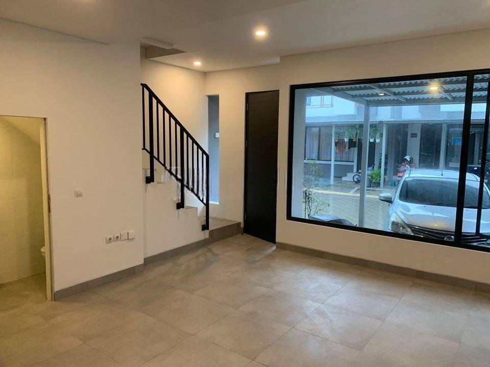 Rumah BRAND NEW siap Huni di cluster Yuthica yang terletak di pusat BSD