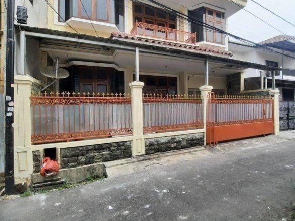 Rumah 2 lantai di Tebet Timur 2B SHM Bagus 14 Rumah 2 lantai di Tebet Timur 2B SHM Bagus Rumah 2 lantai di Tebet Timur 2B SHM Bagus