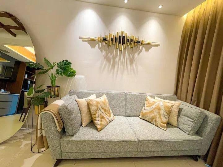 Dijual APARTMENT 2 BR LA RITZ MANSION SURABAYA Dijual APARTMENT 2 BR LA RITZ MANSION SURABAYA