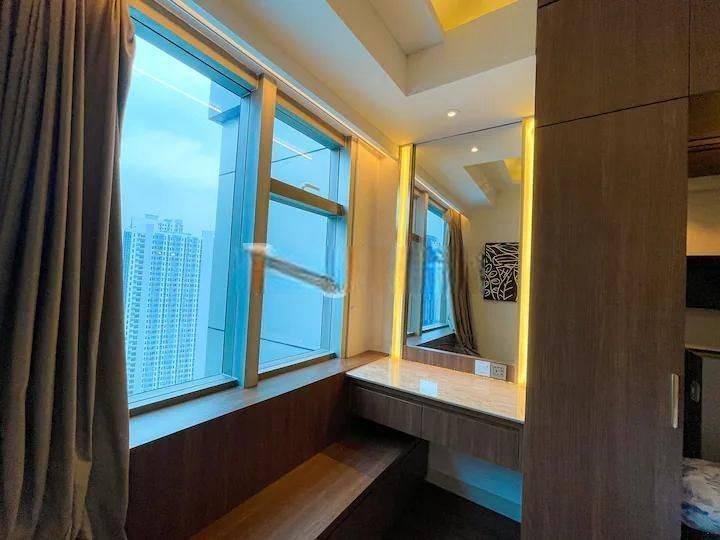 Dijual APARTMENT 2 BR LA RITZ MANSION SURABAYA Dijual APARTMENT 2 BR LA RITZ MANSION SURABAYA