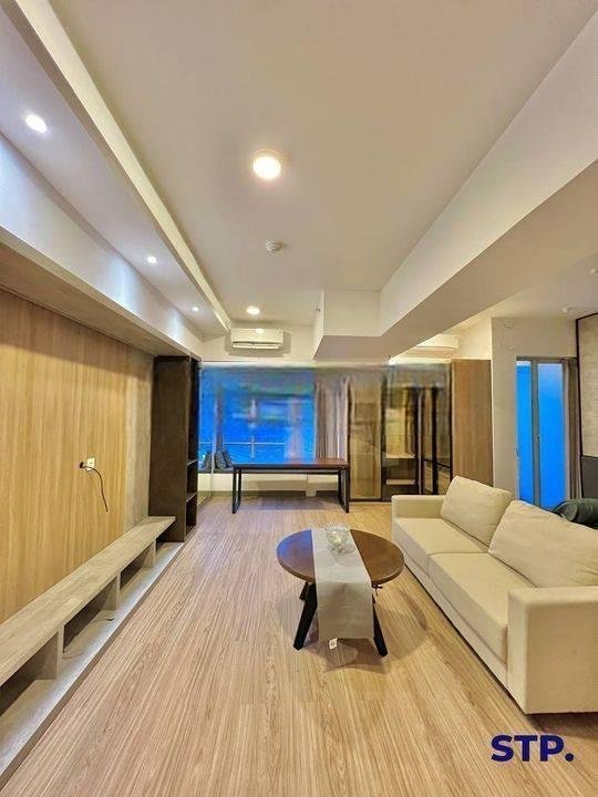 Dijual Apartemen Anderson 2 BR Jadi 1 BR Lantai 10 Furnished Mewah