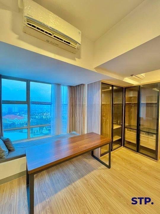 Dijual Apartemen Anderson 2 BR Jadi 1 BR Lantai 10 Furnished Mewah