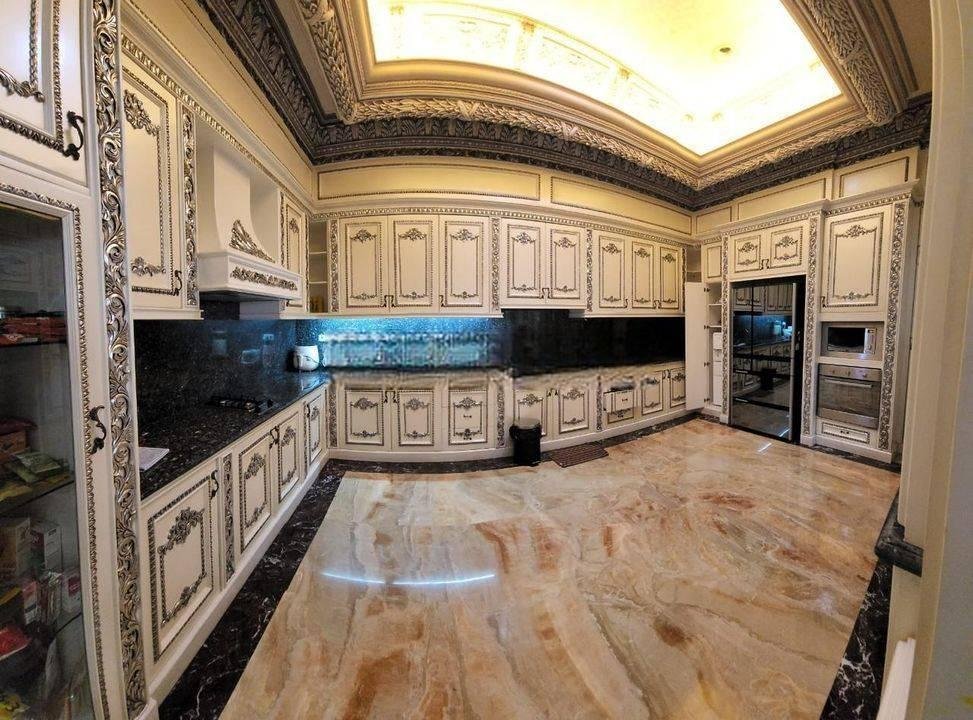 Rumah Super Mewah Siap Huni European Klasik Furnished PIK Pantai Indah Kapuk Katamaran Rumah Super Mewah Siap Huni European Klasik Furnished PIK Pantai Indah Kapuk Katamaran