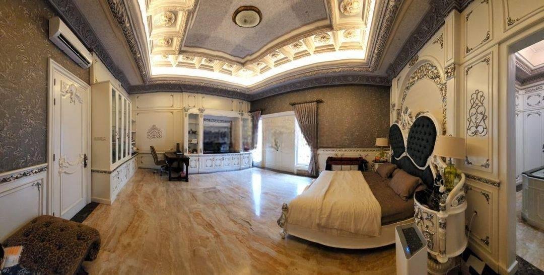 Rumah Super Mewah Siap Huni European Klasik Furnished PIK Pantai Indah Kapuk Katamaran Rumah Super Mewah Siap Huni European Klasik Furnished PIK Pantai Indah Kapuk Katamaran