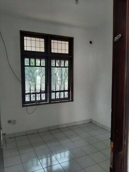 Rumah Siap Huni Di Melati Mas Dekat Mal Living World dan Stasiun RawaBuntu