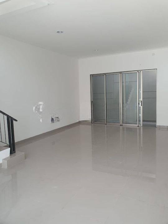 Rumah PIK 2 8x15 DISEWAKAN sudah full gordyn