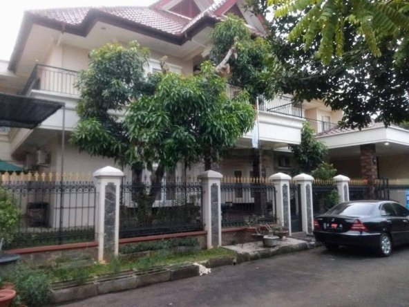 Dijual Rumah bagus dan kokoh siap Huni di Lubang buaya Jaktim