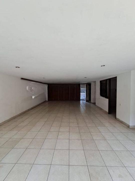Rumah modern minimalis 3lantai dengab kolam renang Rumah modern minimalis 3lantai dengab kolam renang