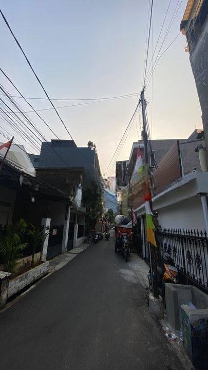 Strategis. Setiabudi