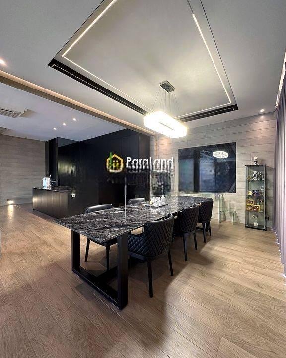 Andre Tjhia Permata Buana Luas 200m Bangunan 4 Lantai Lokasi Premium