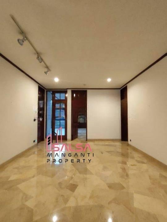 DISEWAKAN RUMAH CANTIK ASRI SIAP HUNI LOKASI STRATEGIS AREA SENOPATI DEKAT MABES DAN SCBD DAN AREA EXPAT DAN LOKASI TENANG DAN HARGA MURAH DI KEBAYORAN BARU JAKARTA SELATAN DISEWAKAN RUMAH CANTIK ASRI SIAP HUNI LOKASI STRATEGIS AREA SENOPATI DEKAT MABES DAN SCBD DAN AREA EXPAT DAN LOKASI TENANG DAN HARGA MURAH DI KEBAYORAN BARU JAKARTA SELATAN