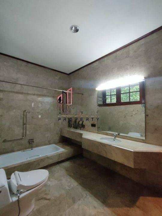 Jual Beli Rumah di DKI Jakarta, Jakarta Selatan, Jakarta Timur, Jakarta Pusat, Jakarta Barat, Jakarta Utara