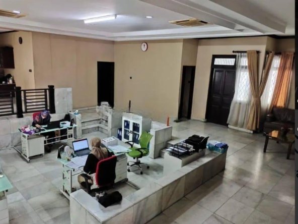 Di Sewakan Rumah Tebet Cocok Untuk Kantor Akses Jalan Lebar