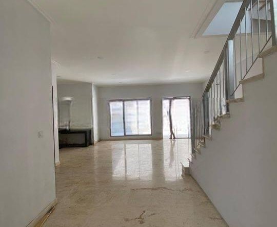 Cepat Rumah Golf Island Pik Uk 8x20 Unit Langka