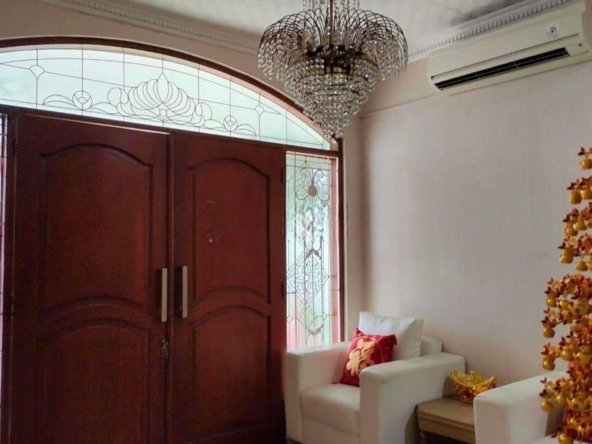 Rumah Sunter 300m² Lokasi Oke Siap Huni