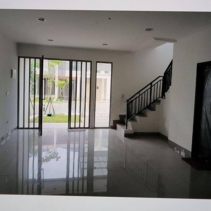 Rumah South Magenta 2 Lt 3kt Pik2 Jakarta