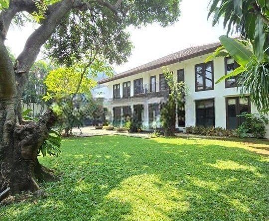 FOR RENT TROPICAL MODERN HOUSE KEMANG