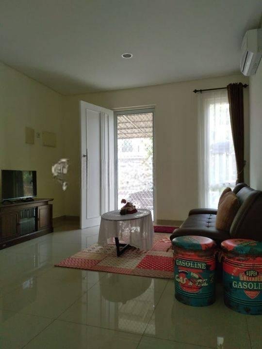 DISEWAKAN RUMAH BAGUS FURNISHED DI CLUSTER JADE RESIDENCE ONE BSD