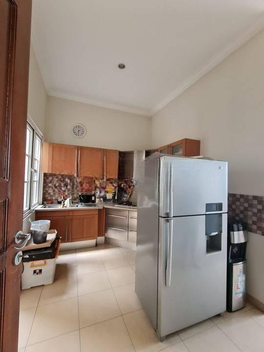 RUMAH SENI TERAWAT NYAMAN TENANG BANYAK TAMAN