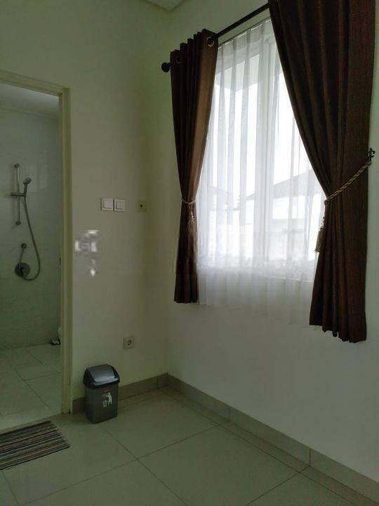 DISEWAKAN RUMAH BAGUS FURNISHED DI CLUSTER JADE RESIDENCE ONE BSD