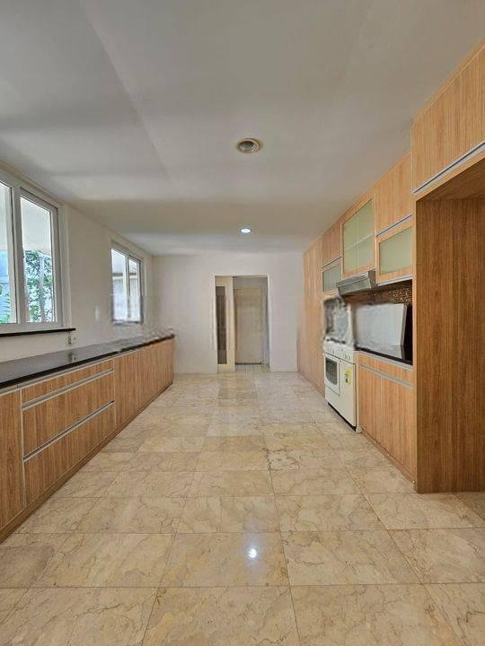 HOUSE FOR RENT KEMANG DALAM