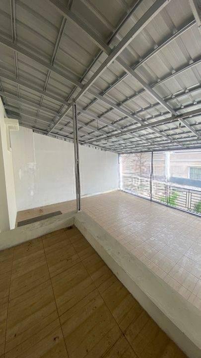Rumah Kontrakan 3 Lantai Unfurnished Bagus di Green Lake City