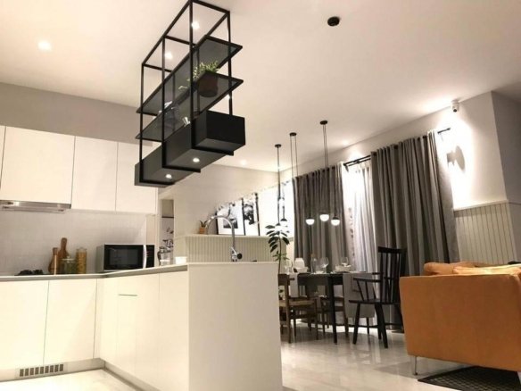 Cepat Paling Murah Dijamin View Cantik Fasilitas Seperti Villa Bali 3 Br Apartemen Low Rise Pertama 3 BR Semi Furnished Cantik