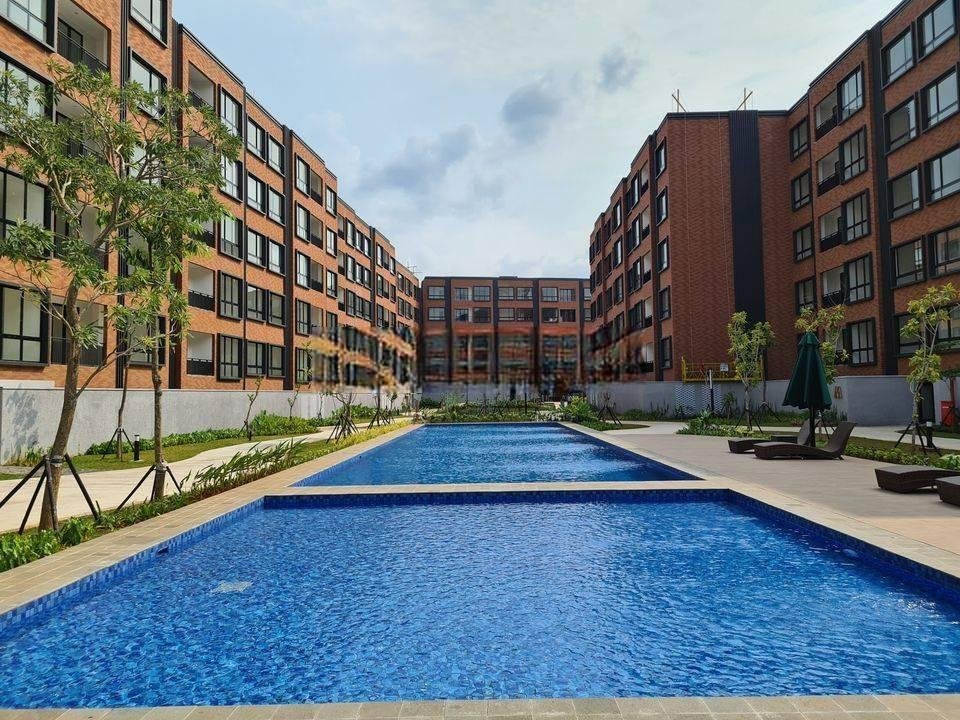 Jual Cepat dan BU Apartemen Low Rise LLoyd 3BR di Alam Sutera