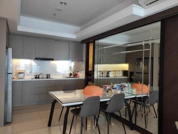 Apartemen Mewah Bagus Full Furnished 3 Kamar Di Kensington Kelapa Gading Jakarta Utara
