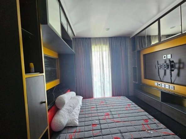 Condovillas Type Penthouse View Taman Rumah Hobbit Furnish