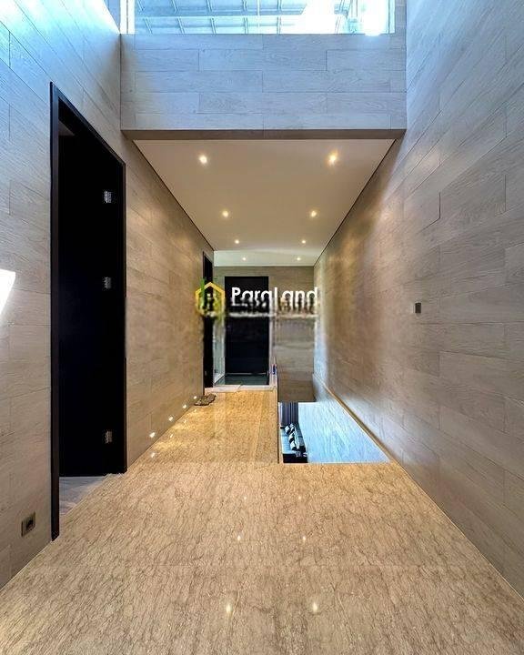 Andre Tjhia Permata Buana Luas 200m Bangunan 4 Lantai Lokasi Premium