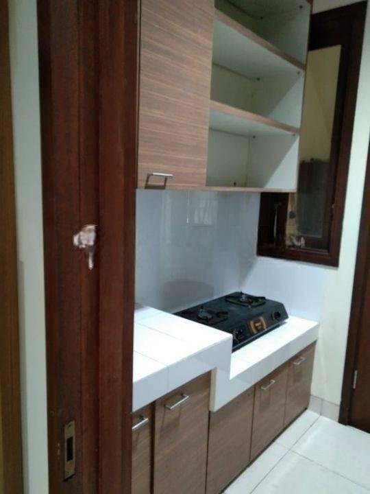 Disewakan rumah furnish rapi green cove BSD dekat the breeze