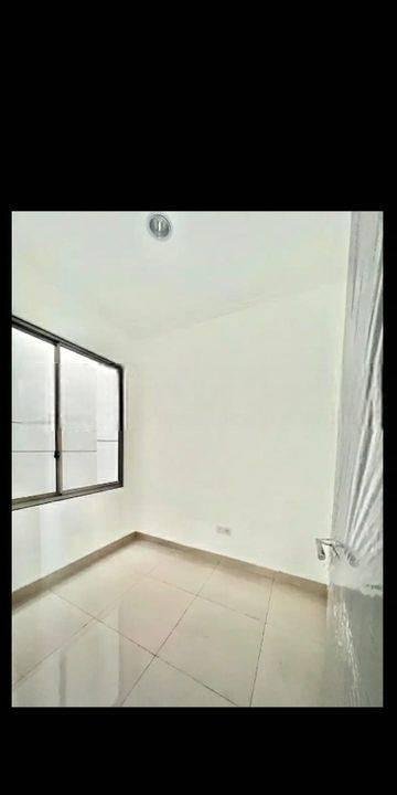 Disewakan Rumah Pik2 3BR Uk4