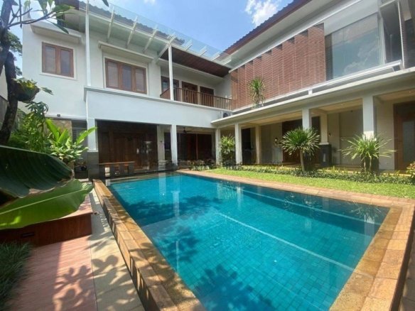 Rumah Siap Huni Nyaman Aman Strategis di Kemang Jakarta Selatan 8 Rumah Siap Huni Nyaman Aman Strategis di Kemang Jakarta Selatan Rumah Siap Huni Nyaman Aman Strategis di Kemang Jakarta Selatan