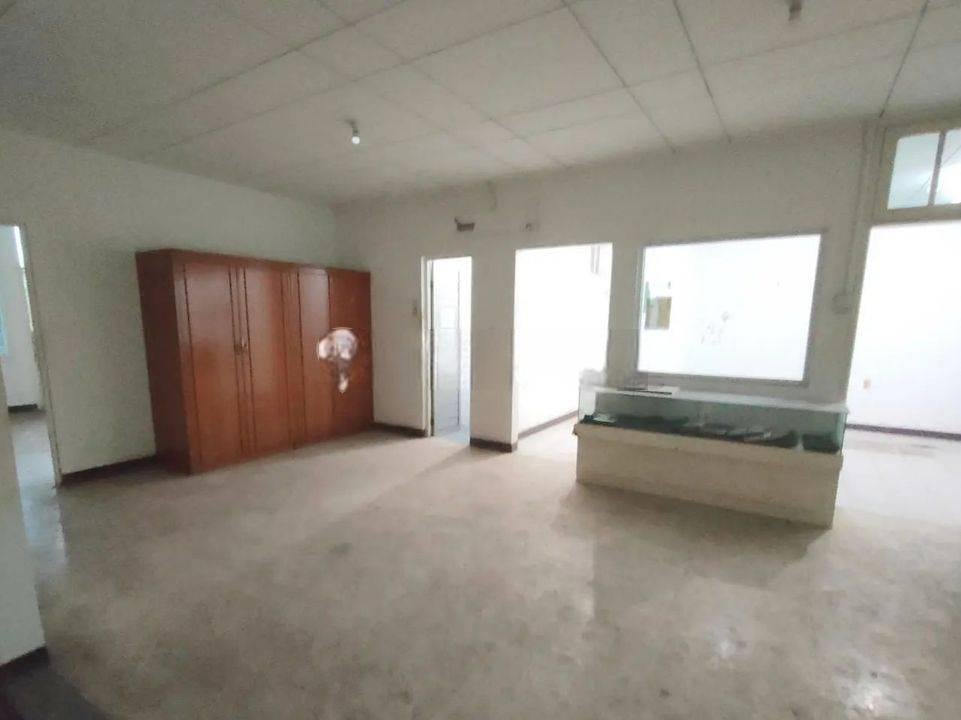 RUMAH USAHA DISEWAKAN LOKASI STRATEGIS KELAPA GADING RAYA JAKARTA UTARA