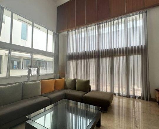 Rumah PIK Cluster Mewah Jarang Ada Dengan Pencahayaan Bagus 38 Rumah PIK Cluster Mewah Jarang Ada Dengan Pencahayaan Bagus Rumah PIK Cluster Mewah Jarang Ada Dengan Pencahayaan Bagus
