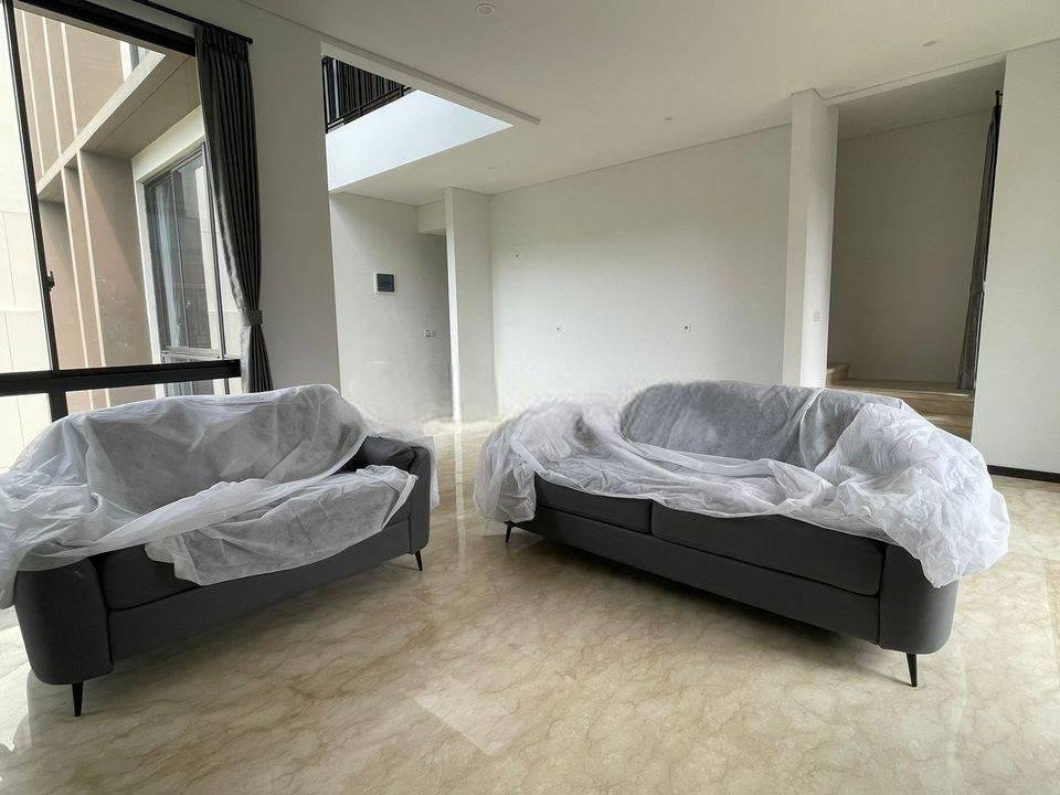 Rumah 3 Lantai Furnished di Zora