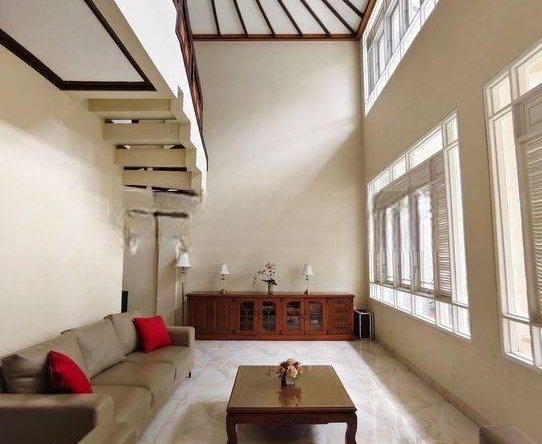 Rumah Fullfurnish Menteng