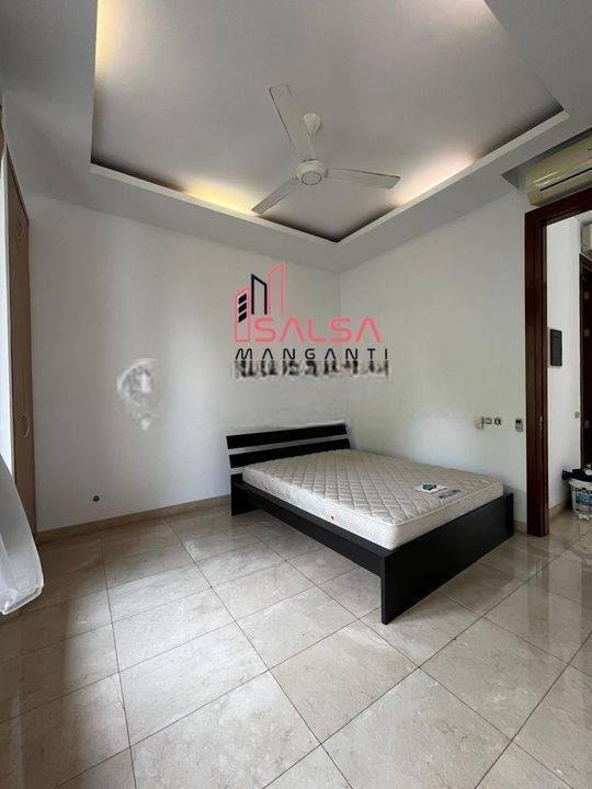 DISEWAKAN RUMAH TROPICAL GARDEN MODERN TAMAN CANTIK PRIVATE POOL DALAM COMPOUND SIAP HUNI DEKAT SEKOLAH PRANCIS DAN KEMANG DAN KEBAYORAN BARU AREA CIPETE JAKARTA SELATAN