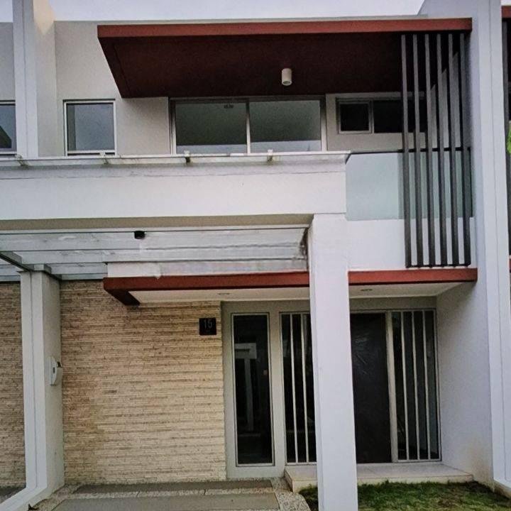 Rumah South Magenta 2 Lt 3kt Pik2 Jakarta