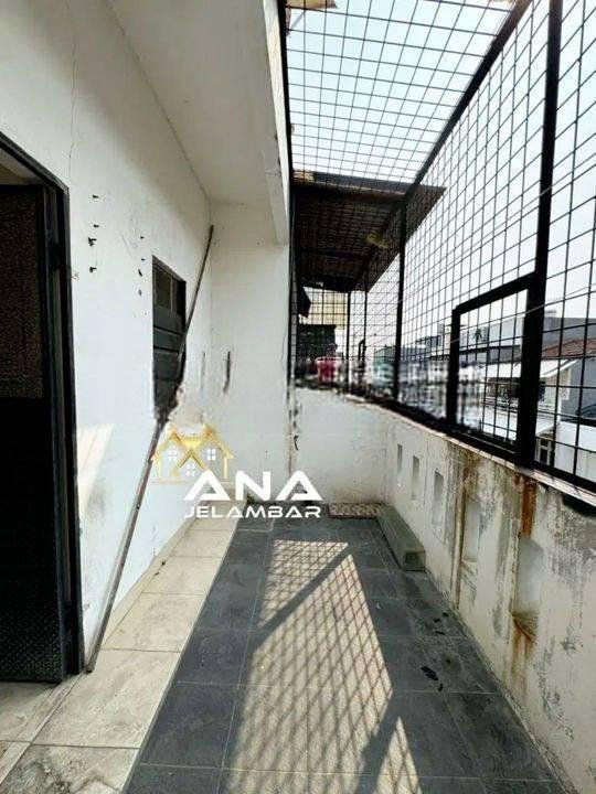ANA*RUMAH DI KAV.POLRI 3LT LUAS 4X15M JLN 2 MOBIL JELAMBAR - *GOOD-DEAL!!*