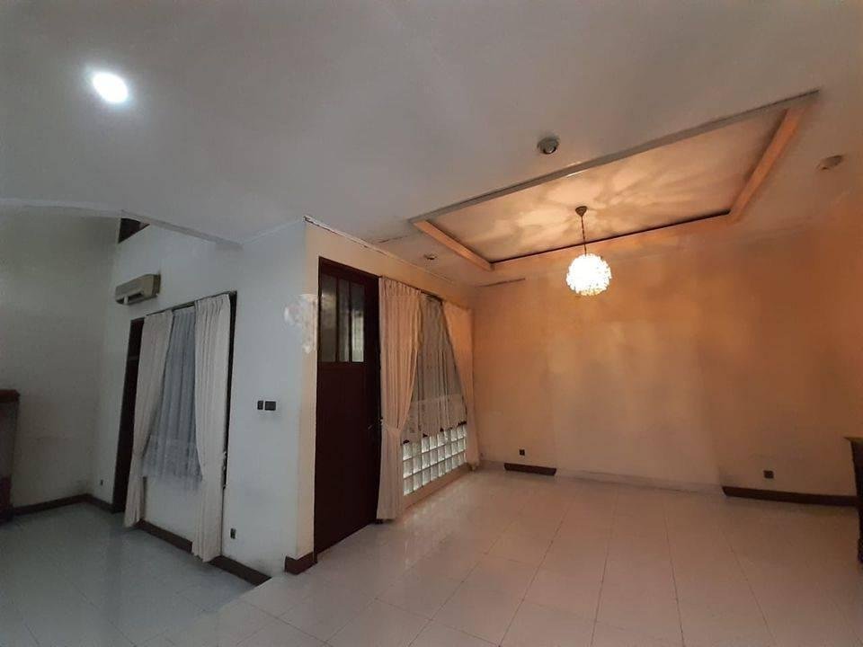 terusan area taman wijaya kusuma.